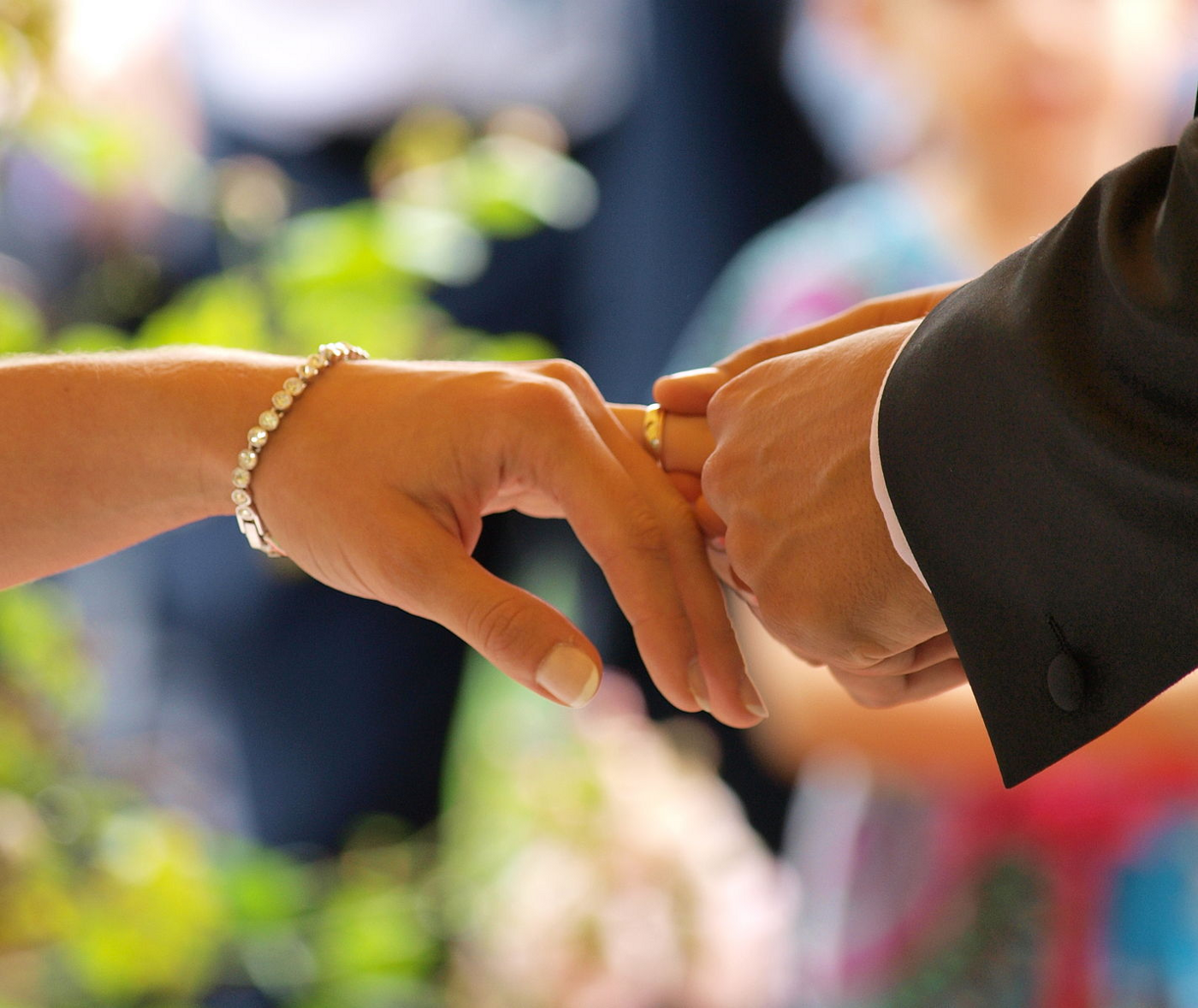 Raising the marriage allowance from 10% to 100% cover image
